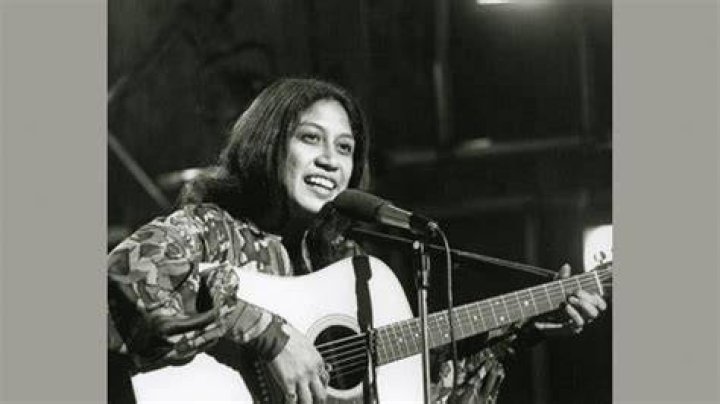 A Look At The Controversial Relationship Between Norma Tanega and Partner Dusty Springfield