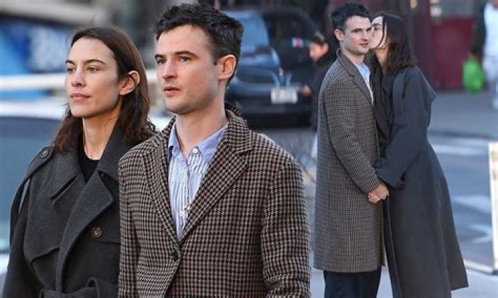 All About Tom Sturridge And Alexa Chung Relationship