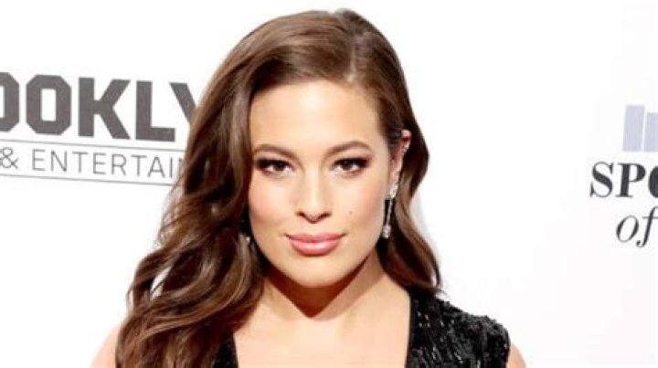 Ashley Graham Height, Weight, Net Worth, Age, Birthday, Wikipedia, Who, Nationality, Biography