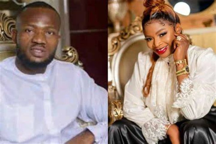 
Between Blessing Okoro And Late Bimbo’s Brother After The Latter Granted 24 Interviews 