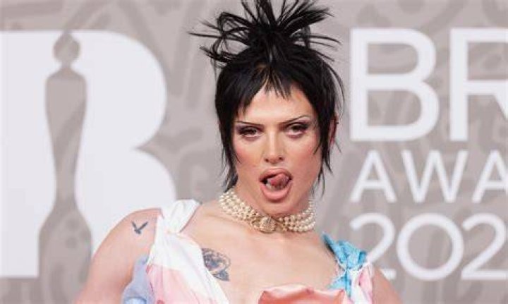 
Bimini Bon-Boulash Height, Weight, Net Worth, Age, Birthday, Wikipedia, Who, Nationality, Biography 