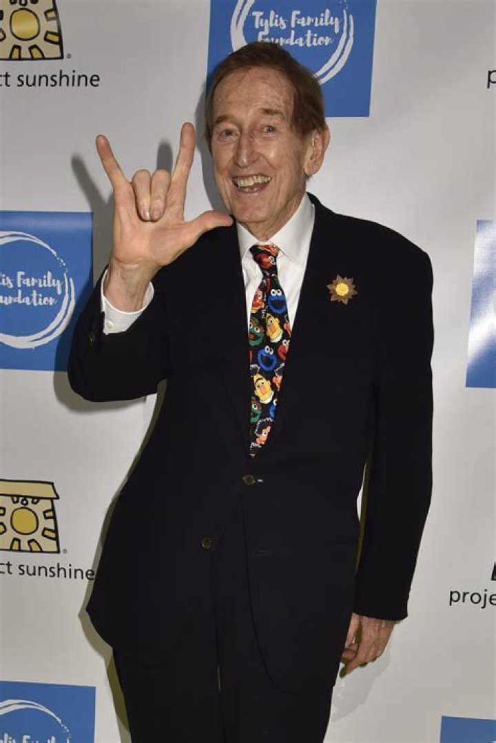 Bob McGrath Height, Weight, Net Worth, Age, Birthday, Wikipedia, Who, Instagram, Biography