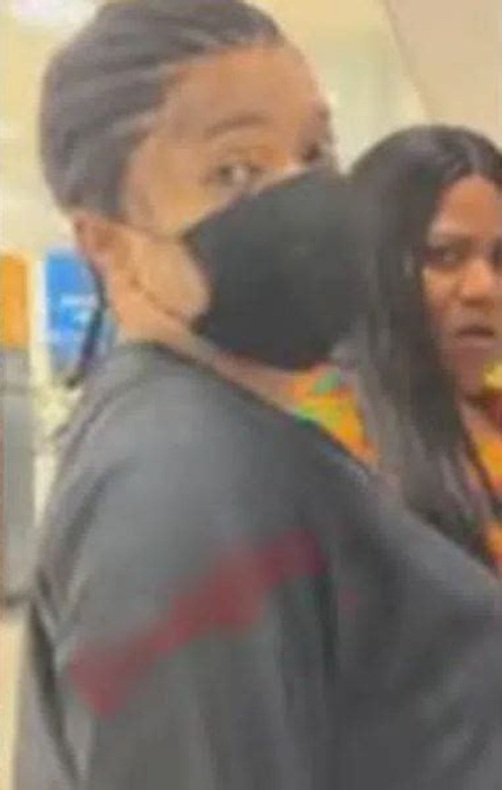 
Bobrisky And Nkechi Blessing Spotted Together At The Airport 