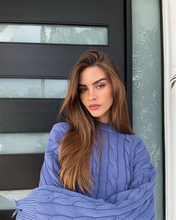 
Bridget Satterlee Height, Weight, Net Worth, Age, Birthday, Wikipedia, Who, Nationality, Biography 