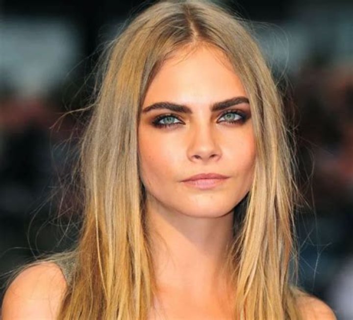 Cara Delevingne Height, Age, Boyfriend, Biography, Wiki, Net Worth