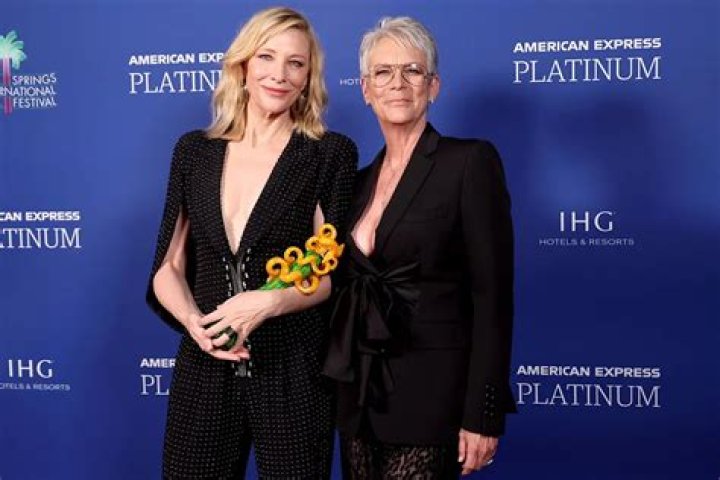 
Cate Blanchett Jokes She’s a ‘Better Driver’ Than Jamie Lee Curtis After They Drive to Event Together 