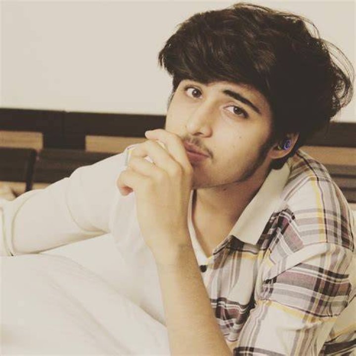 
Chandhana Raj Height, Weight, Net Worth, Age, Wiki, Who, Instagram, Biography 