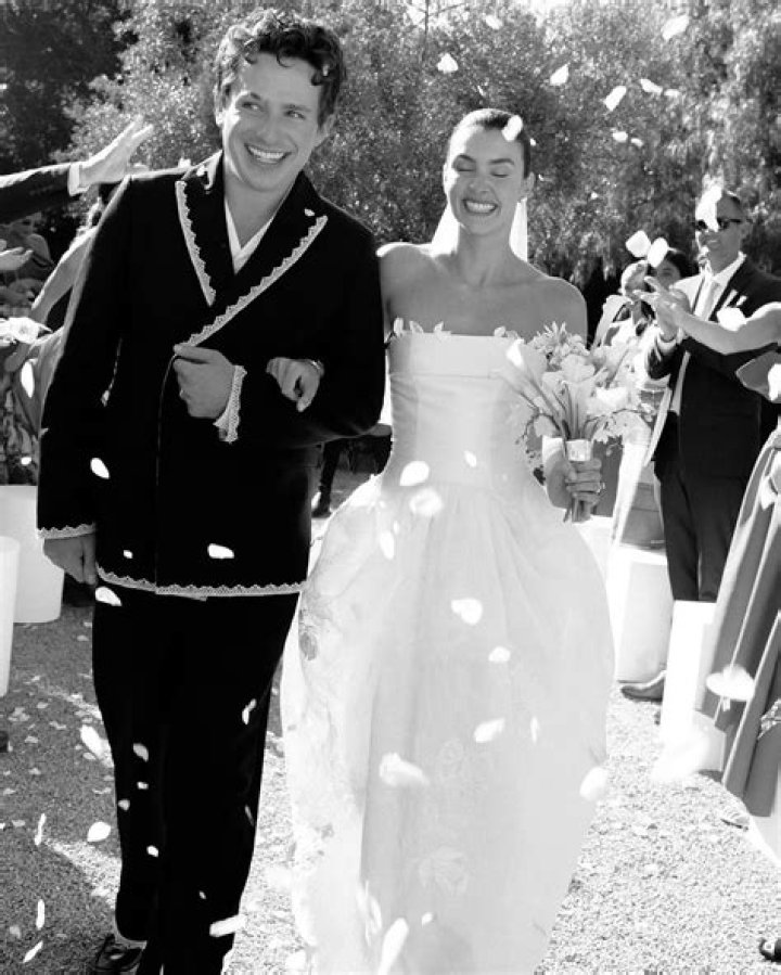 
Curler Anna Hasselborg And Her Husband Mathias Had a Memorable Wedding Ceremony 