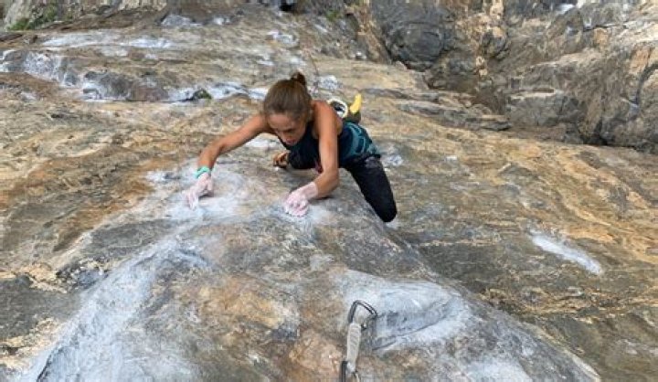 
Daniel Woods Wife Courtney Sanders Is A Rock Climber 