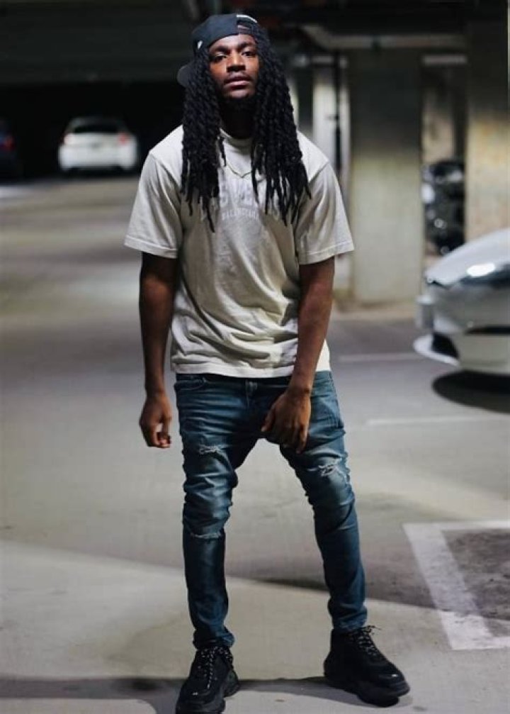 Davo Migo Height, Weight, Net Worth, Age, Birthday, Wikipedia, Who, Nationality, Biography