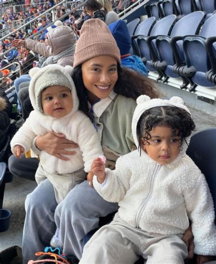 
Deandre Yedlin And Fiance Crystal Rodriguez Has A Baby Daughter Seneca 