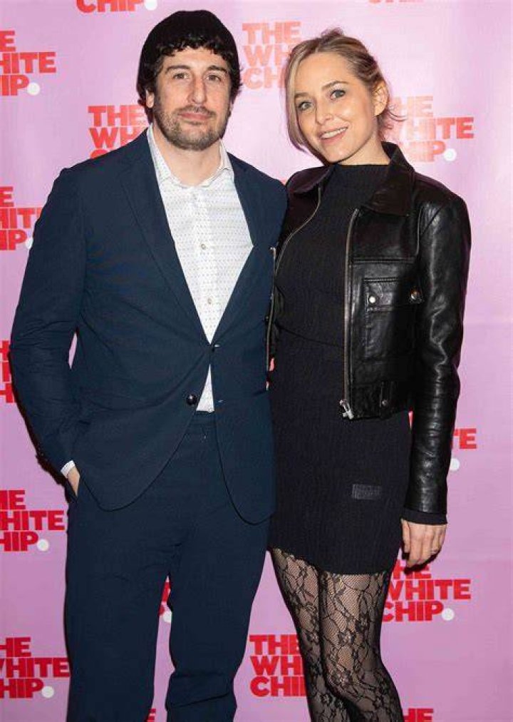 
Designer Lindsay Zir Was Jason Biggs Girlfriend Before Jenny As The Actor Recounts Her Stalking 
