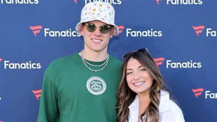 Does Joe Burrow Wife Have Cancer? Is He Married To Olivia Holzmacher? Kids And Family