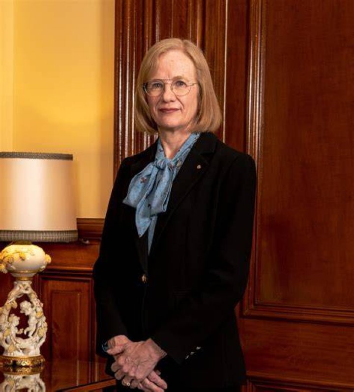 
Dr. Jeannette Young Height, Weight, Net Worth, Age, Birthday, Wikipedia, Who, Instagram, Biography 