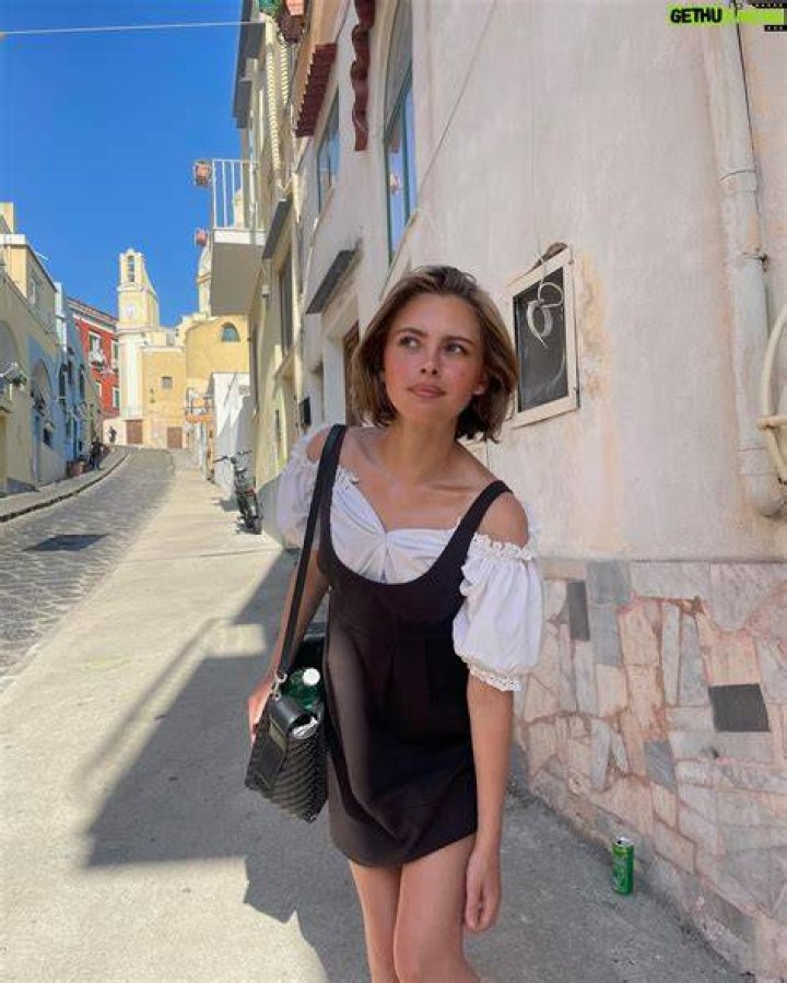Elli R. Müller Osborne Height, Weight, Net Worth, Age, Birthday, Wikipedia, Who, Instagram, Biography
