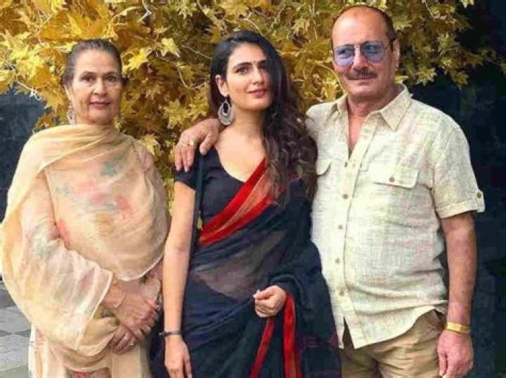 Fatima Sana Shaikh Height, Weight, Net Worth, Age, Birthday, Wikipedia, Who, Instagram, Biography