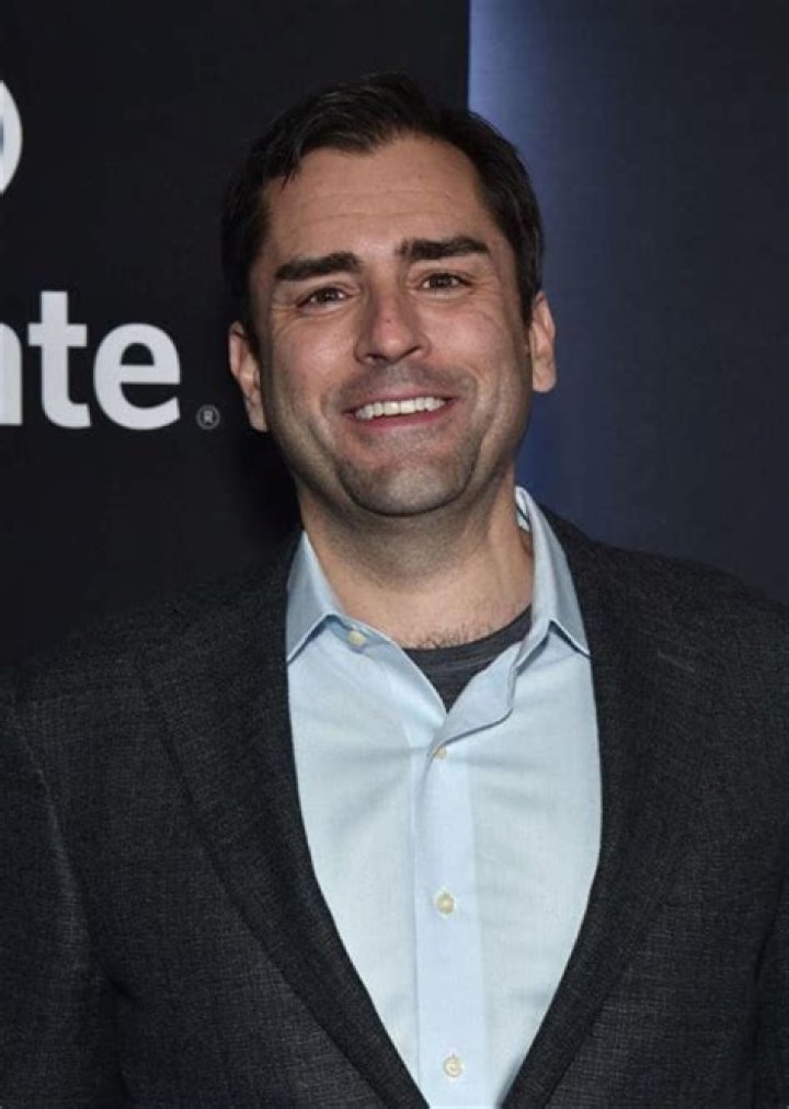 Height, Weight, Net Worth, Age, Birthday, Wikipedia, Who, Instagram, Biography