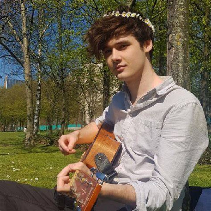 How old is Wilbur Soot from Twitch? Age, Girlfriend, Real Name