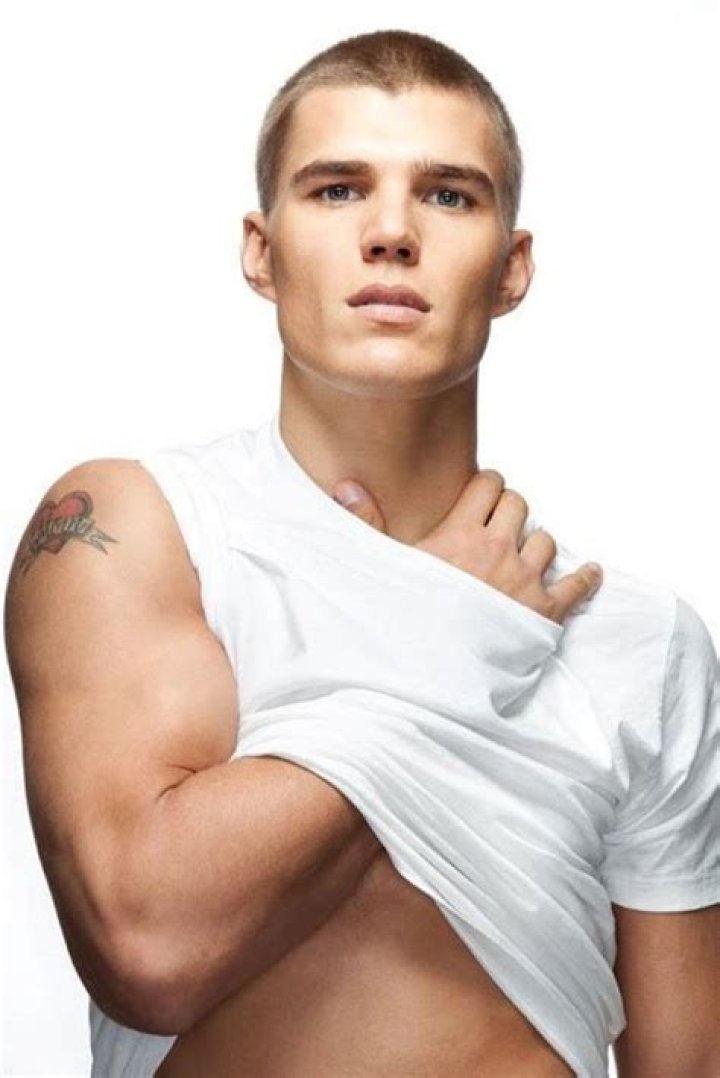 Hutch Height, Weight, Net Worth, Age, Wiki, Who, Instagram, Biography