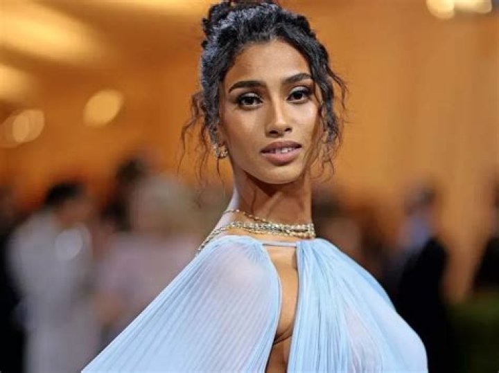 Imaan Hammam Height, Weight, Net Worth, Age, Birthday, Wikipedia, Who, Nationality, Biography