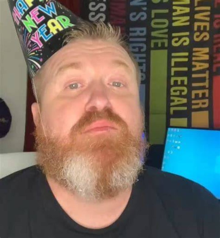 Is Jolly Good Ginger Married to Wife? Or Dating a Girlfriend?