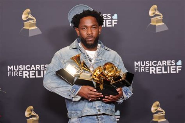 
Is Kendrick Lamar Gay? Age, Height, Net Worth 