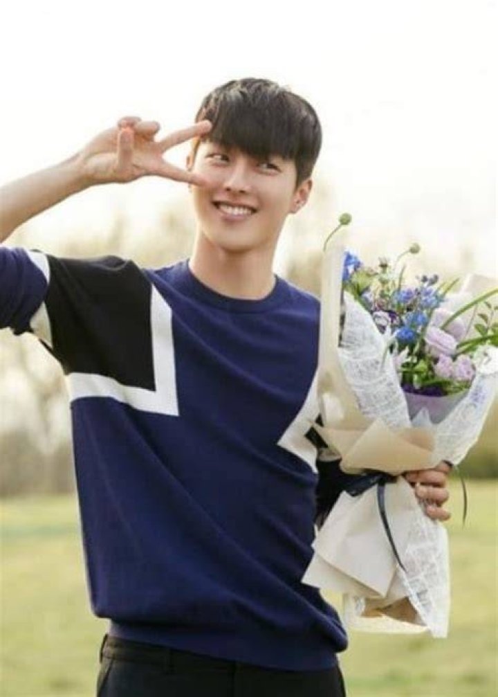 Jang Ki-ha Height, Weight, Net Worth, Age, Birthday, Wikipedia, Who, Instagram, Biography