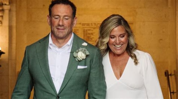 
Jason Fox Daughter Illness: What Happened To Lucy? Family Tree And Net Worth 