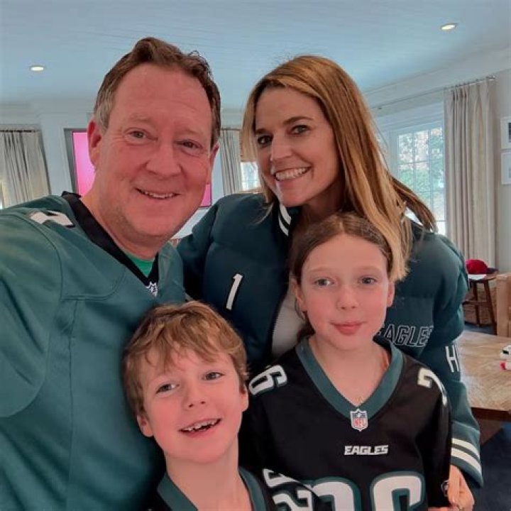 Jennifer Coolidge Kids And Husband: Is She Married To Tom Mahoney? Family And Net Worth