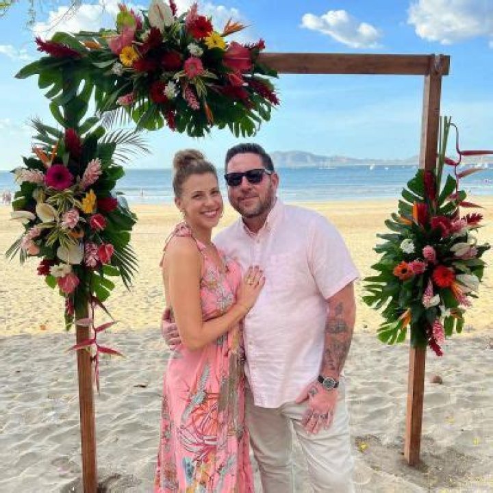 
Jodie Sweetin Got Married To Her Long-Time Boyfriend Mescal Wasilewski 