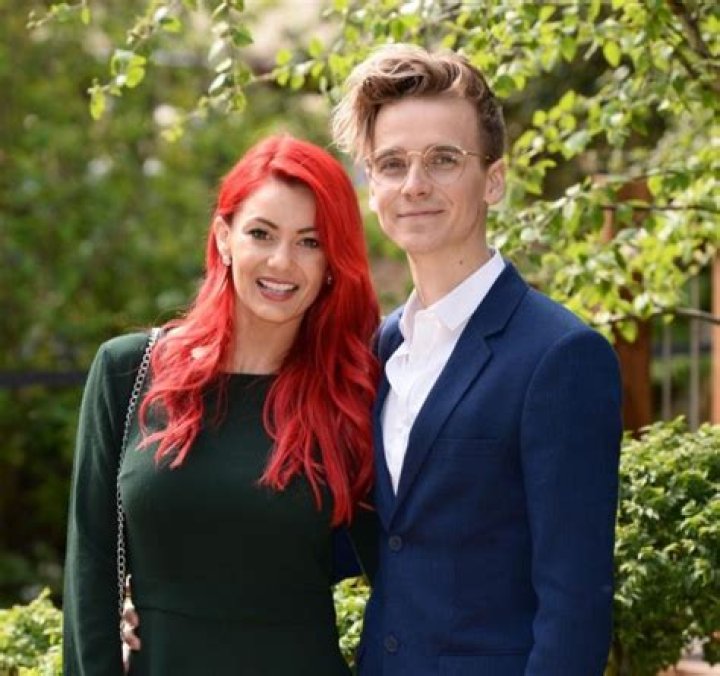 Joe Sugg Height, Age, Boyfriend, Biography, Wiki, Net Worth