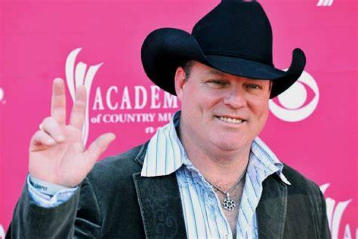 John Michael Montgomery Height, Weight, Net Worth, Age, Birthday, Wikipedia, Who, Nationality, Biography