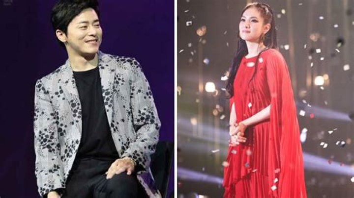 
“Junior of senior singer Gummy” – Fans adore Jo Jung-suk ‘s self-introduction at wife GUMMY’s 20th anniversary concert 