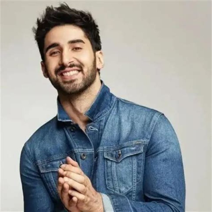 
Kushal Punjabi Height, Weight, Net Worth, Age, Birthday, Wikipedia, Who, Nationality, Biography 