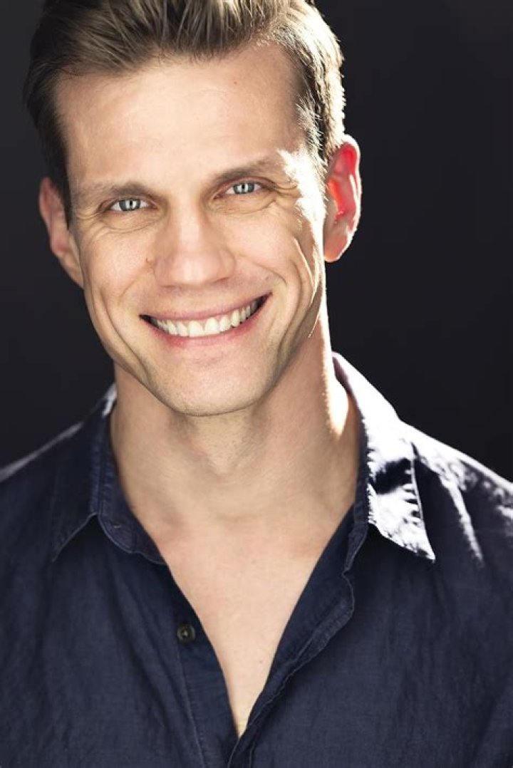 Lee Aaron Rosen Height, Weight, Net Worth, Age, Birthday, Wikipedia, Who, Nationality, Biography