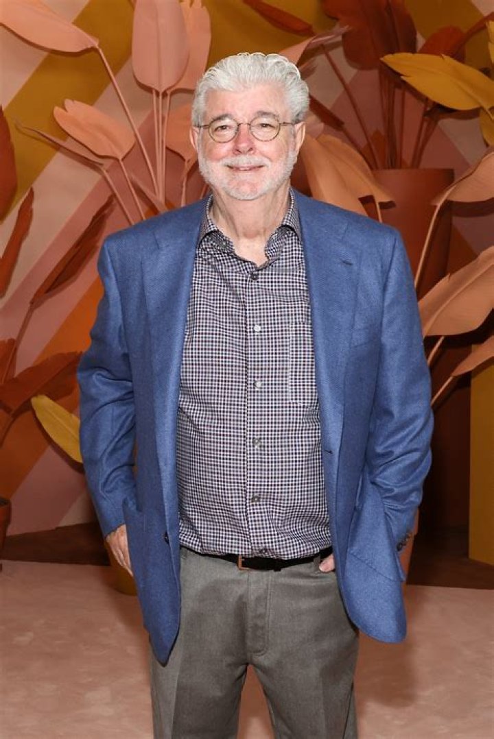 
Louis Burr Height, Weight, Net Worth, Age, Birthday, Wikipedia, Who, Nationality, Biography 