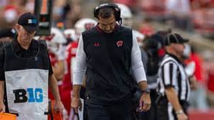
Luke Fickell Net Worth 2022 Amid Massive Contract From The University of Wisconsin 
