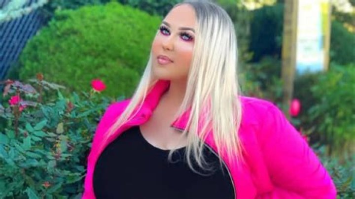  Mandi Blanco