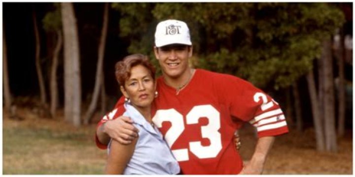 
Mark-Paul Gosselaar Fired His Own Mom as His Manager! Seems like Mom Does Not Know Best After All! 