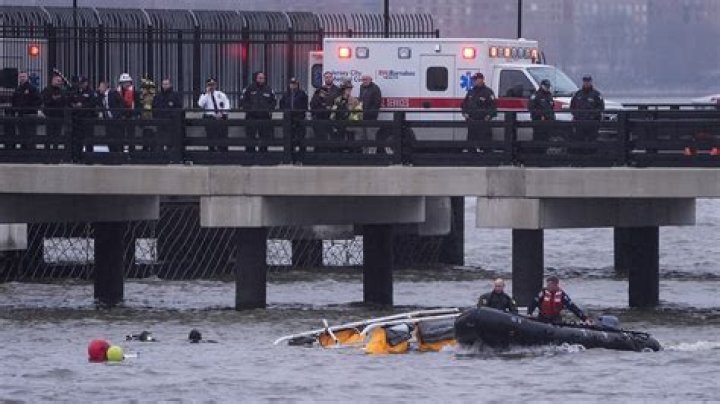 
New York Boating Accident Resulting 2 Dead And 12 On Board: Hudson River Deadly Accident Update 