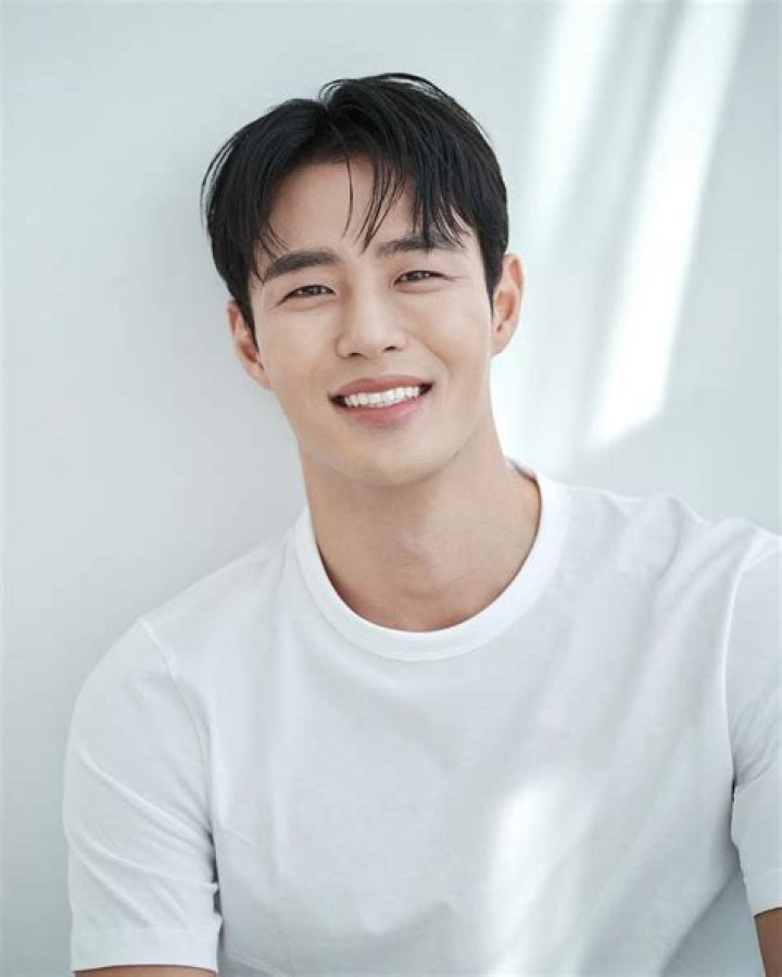 Oh Jin Taek Height, Weight, Net Worth, Age, Birthday, Wikipedia, Who, Nationality, Biography