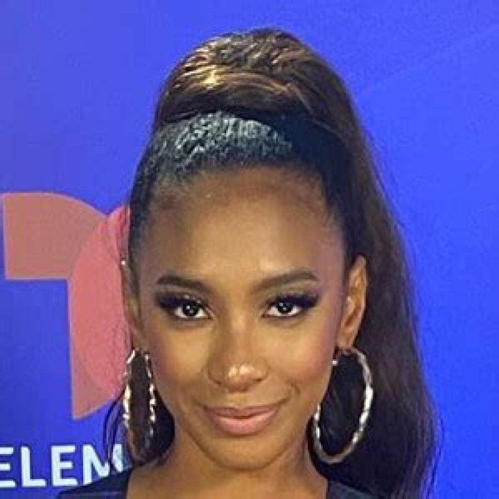 
Shenae Connelly Height, Weight, Net Worth, Age, Birthday, Wikipedia, Who, Instagram, Biography 