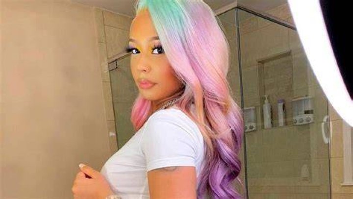 Tekashi6ix9ine’s Girlfriend Jade Distracts Instagram With Curves She Claims ‘Never’ Got Surgery