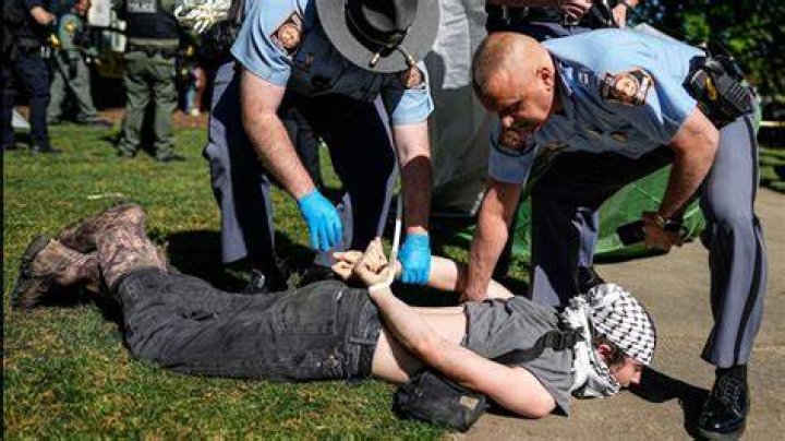 
What did Brandon Bentley do? Heavily armed man carrying 1000 ammo arrested on North Carolina campus 