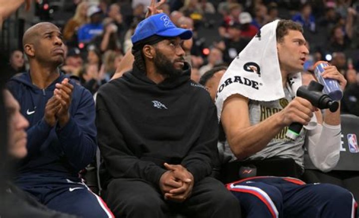 
What Happened To Kawhi Leonard? Injury Update – Wife And Net Worth 