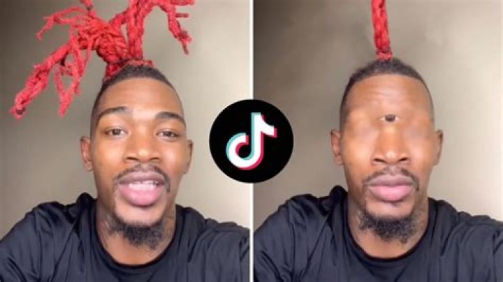 What Is /SRS Meaning On TikTok And Twitter? Ranboo’s Tweet Explained