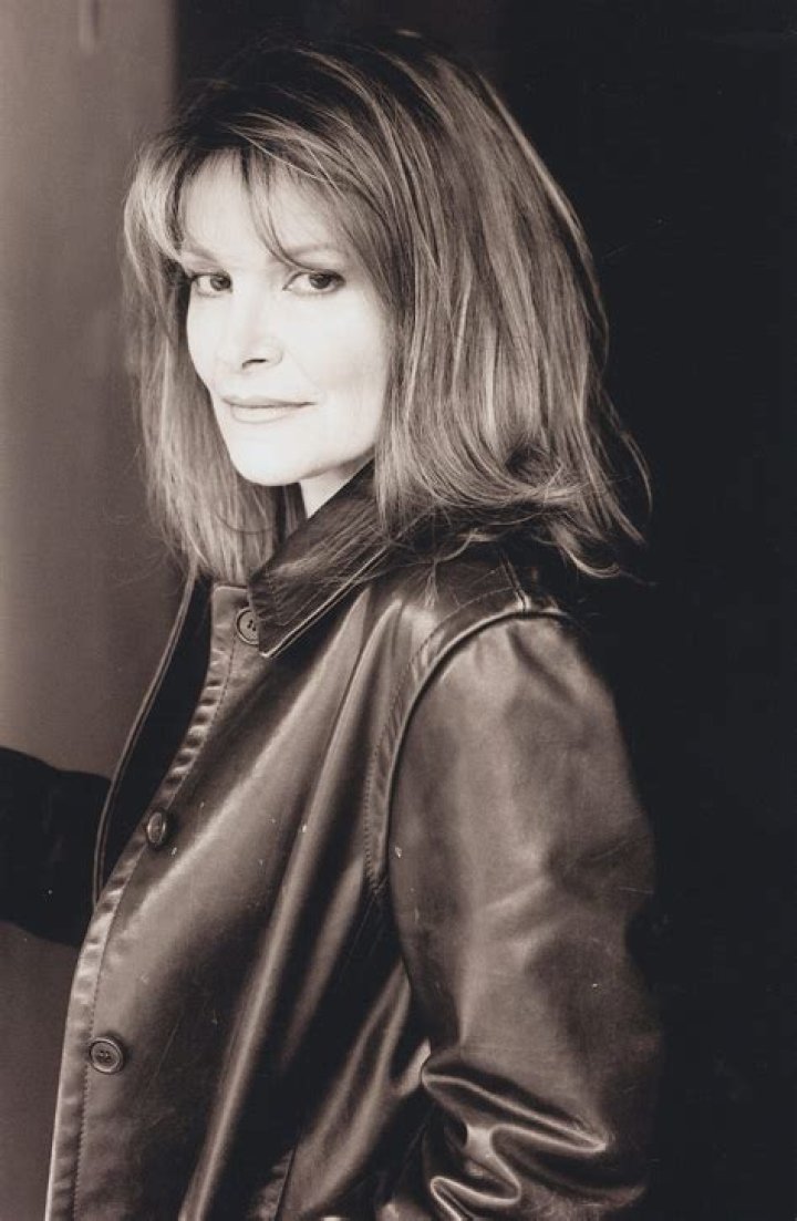 
Where is Helen Shaver now? Husband, Children, Net Worth, Bio 
