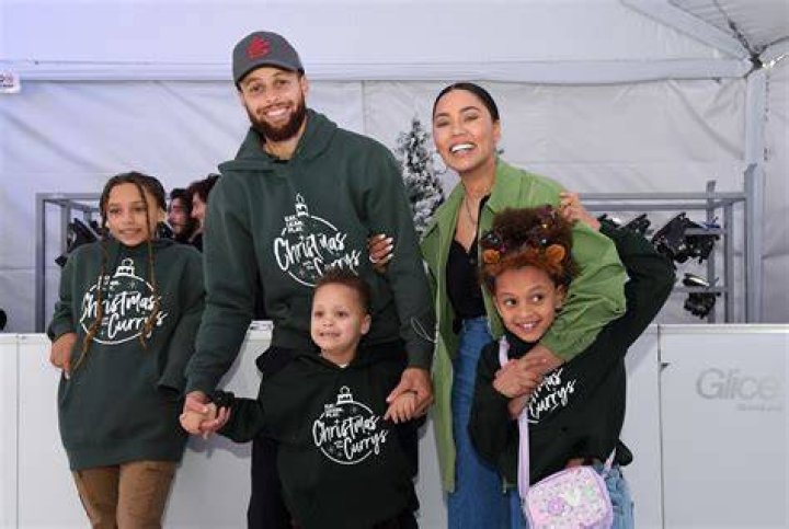 
Who are Brandon Currys Parents? Brandon Curry Biography, Parents Name, Nationality and More 