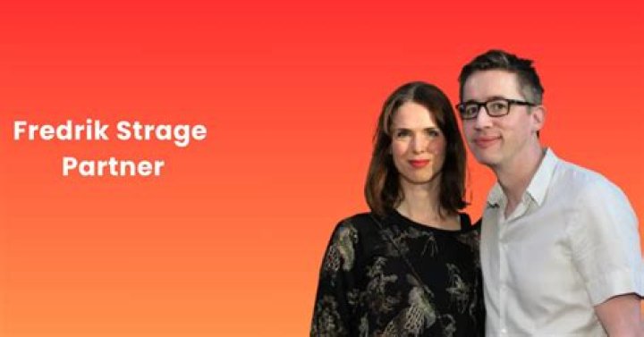 
Who Is Fredrik Strage Partner? IsThe Swedish Journalist Dating Linda Leopold? 
