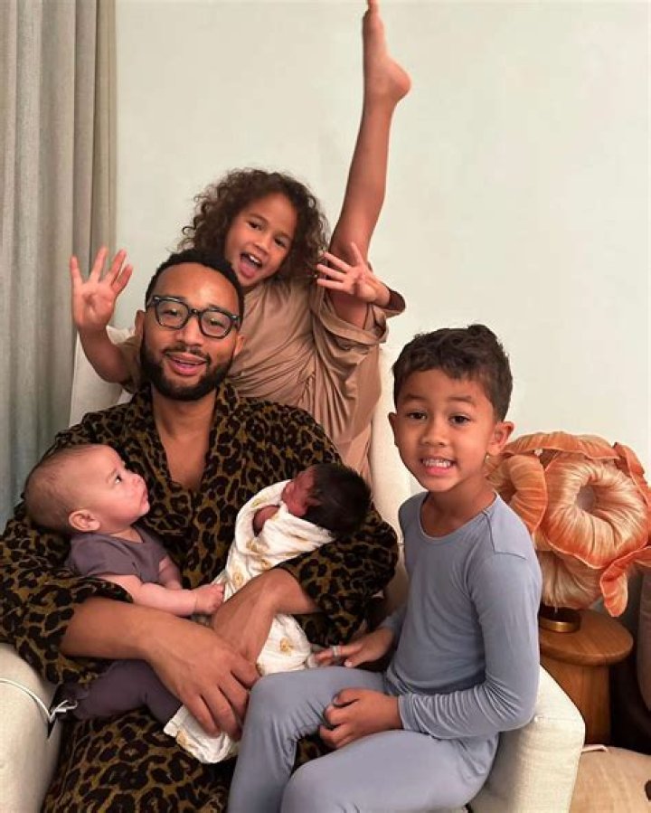 
Who Is Garfield Wilson Wife Michelle Wilson and How Many Children Do They Have? 